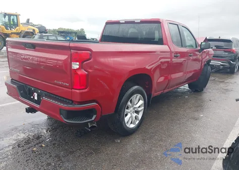 2020 Chevrolet Silverado 1500 2Wd Standard Bed Custom z USA, uszkodzony, nr VIN 1GCRWBEH7LZ317693
